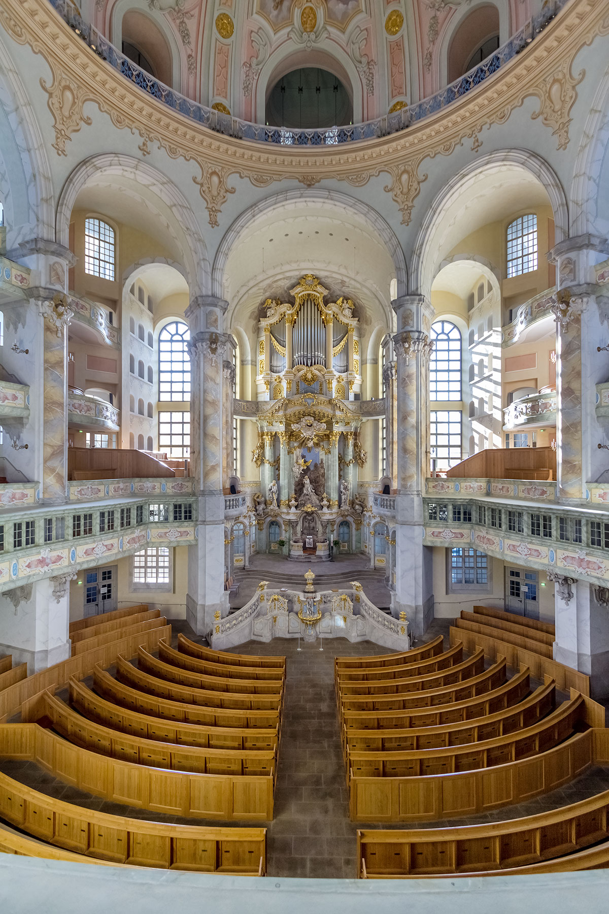 Zentraler Chorblick Frauenkirche Dresden