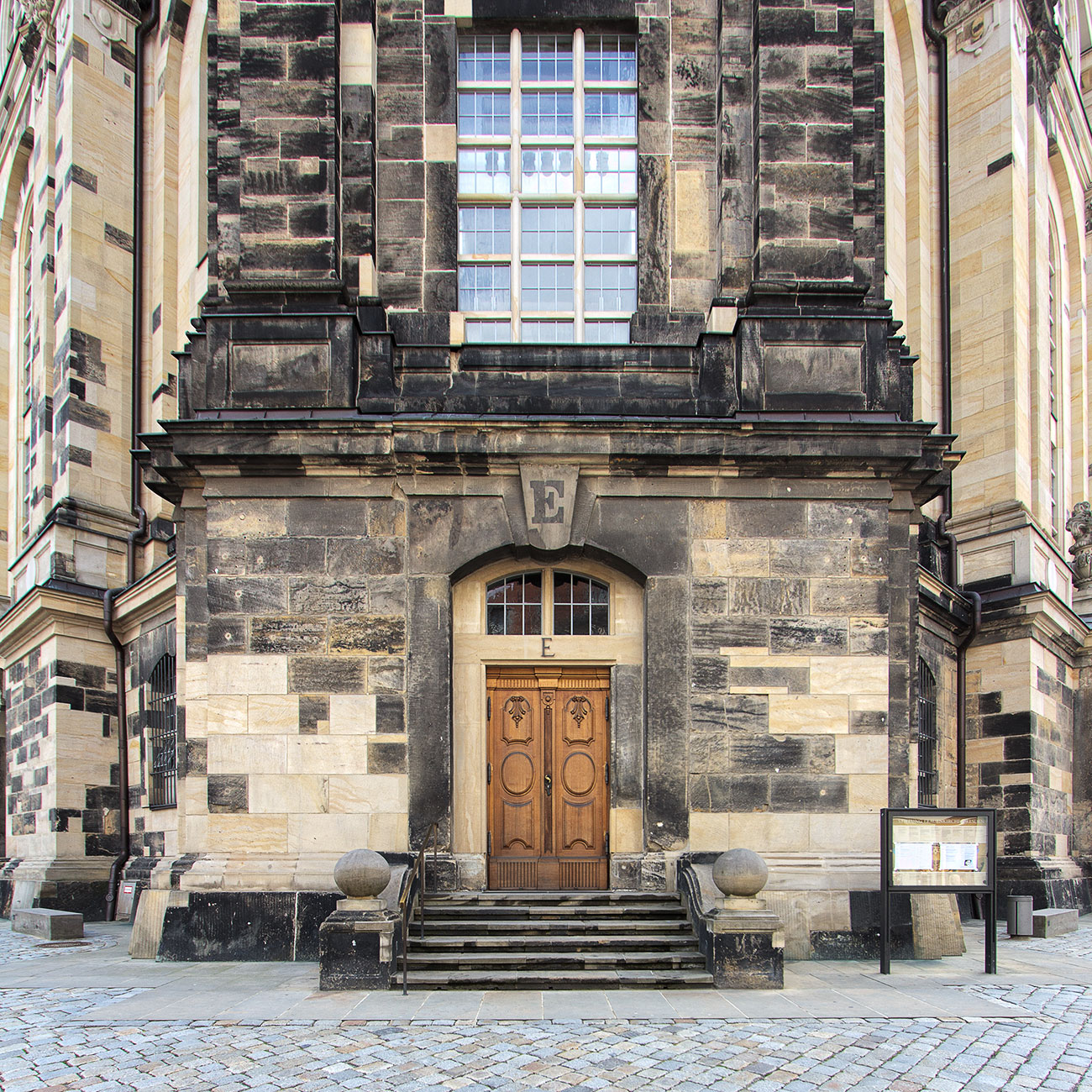 Portal E Frauenkirche Dresden