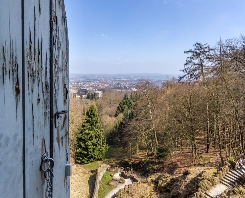 Blick von der Löwenburg zum Schloss Wilhelmshöhe