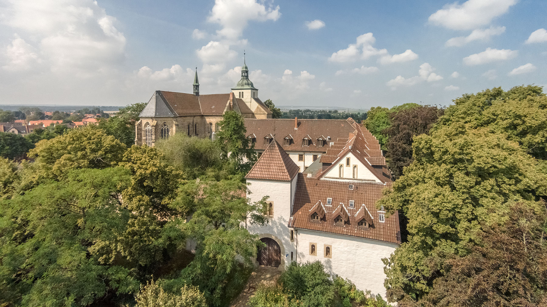 Luftbild Torhaus Kloster St. Marienberg Helmstedt