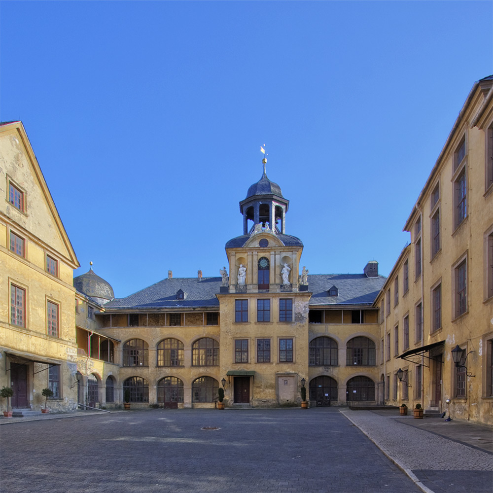 Nordfassade Schlosshof Schloss Blankenburg